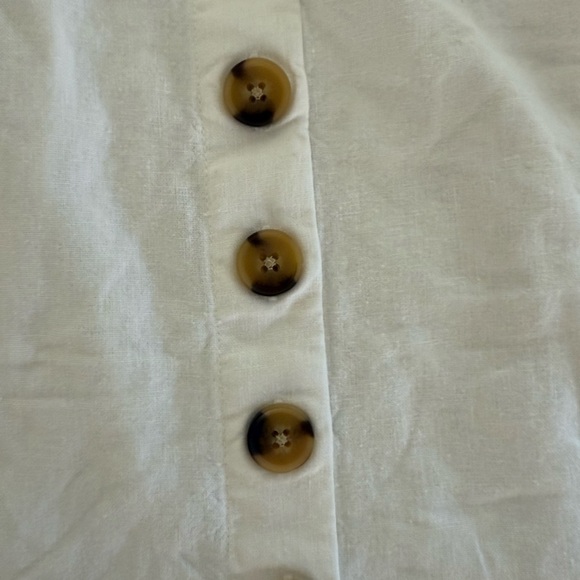 Universal Thread White A-Line Button Skirt - Picture 2 of 9
